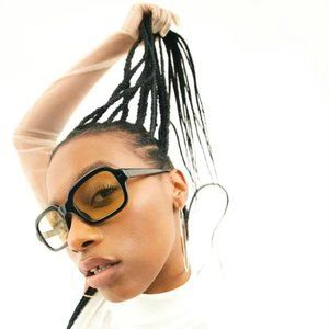 Lexxola Jordy Sunglasses in Black / Yellow